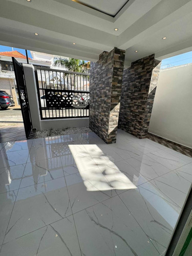 Venta De Casa En Prado Oriental Próximo A La Ecológica