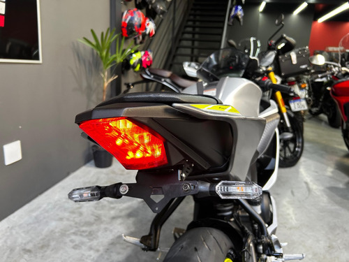 Yamaha Yzf R15 2024 - Único Dono - Baixa Km