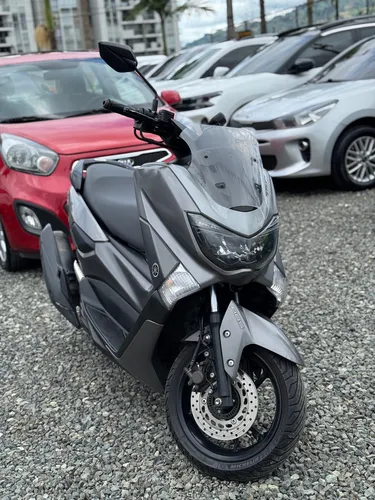 Yamaha Nmax 2022