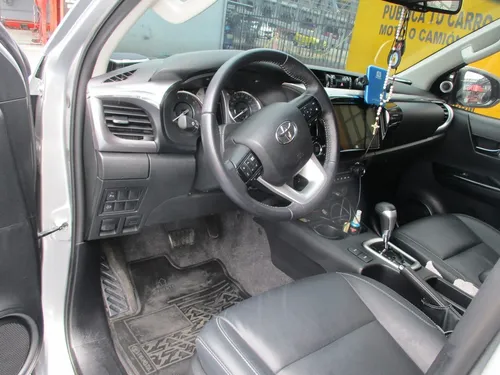 Toyota Hilux Srx 4x4 2800cc At Aa