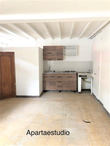 Venta De Casa Con Renta En Viveros 