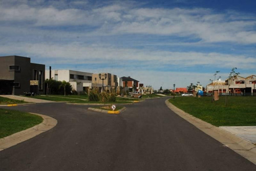 Imagen 3 de 6 de Lote En Venta Al Rio En San Marcco