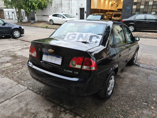 Imagen 4 de 14 de Chevrolet Classic 2014 1.4 Ls Aa+dir