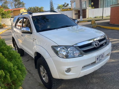 Toyota Fortuner 4x4