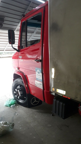 Imagem 12 de 14 de Mercedes Mercedes 710 Plus