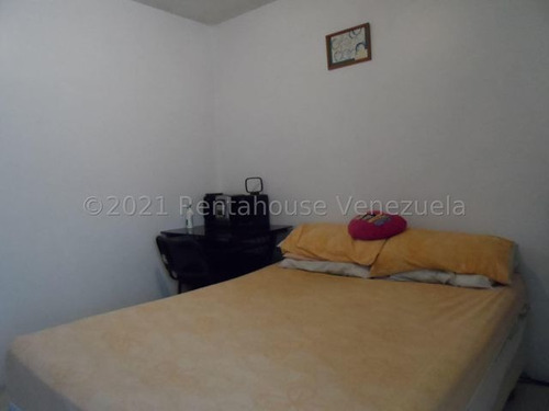 Imagen 12 de 14 de Apto En Venta 21-26712 Daisbelis Tarazona 0424-2925931