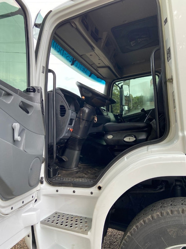 Atego 2425 Reduzido 3-eixos Caçamba