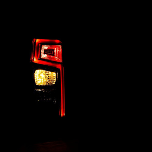 Farol Foco Trasero Izquierdo Mitsubishi L200 2020-2023 (led)