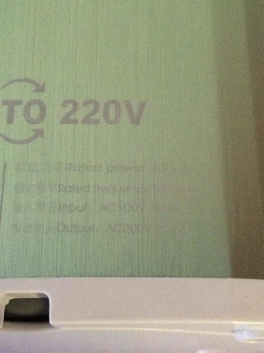 Convertidor De Voltaje De 110 A 220 Volts (Usado)