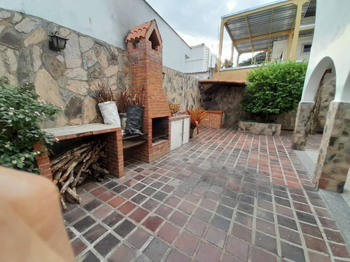 Casa En Venta En Urbanizacion Los Naranjos