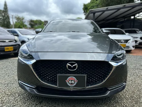 Mazda 2 1.5 Grand Touring Lx Sedan
