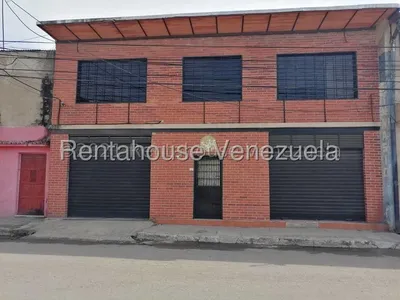 Edificio en alquiler