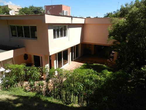 Casa En Venta 23-9533 En Chuao