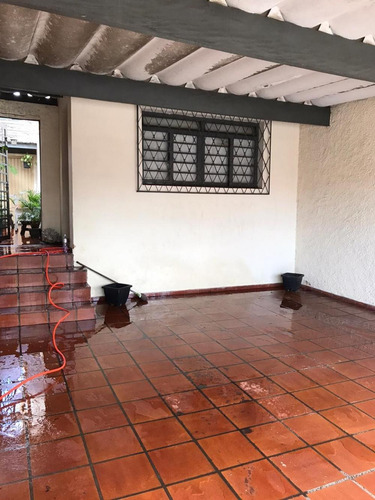 Salas Comerciais - Ref: V137936