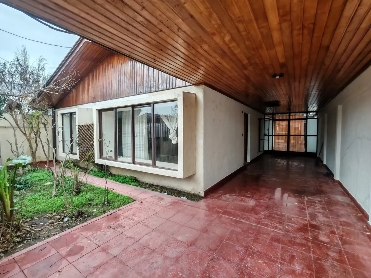 Imagen 1 de 18 de Arrienda Una Hermosa Casa En Pleno Centro De Curicó