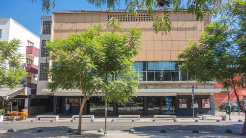 Imagen 40 de 50 de Edificio Dublé Almeyda 2621