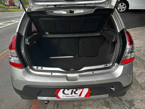 Renault Sandero Stepway 1.6 16v Hi-flex Aut. 5p