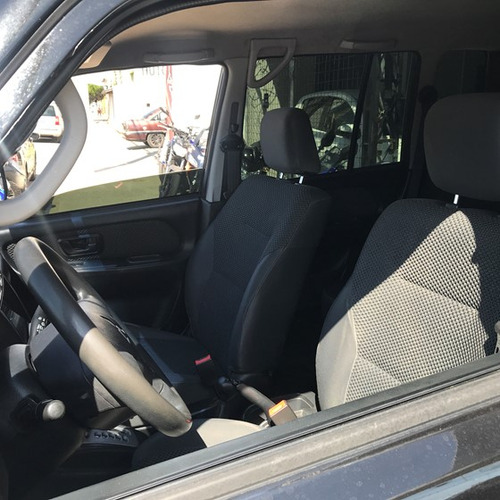 Mitsubishi Pajero TR4 2.0 4X4 16V 140CV FLEX 4P AUTOMÁTICO