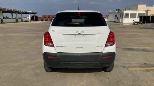 Imagen 4 de 15 de Chevrolet Trax 2015 5p Lt L4/1.8 Aut