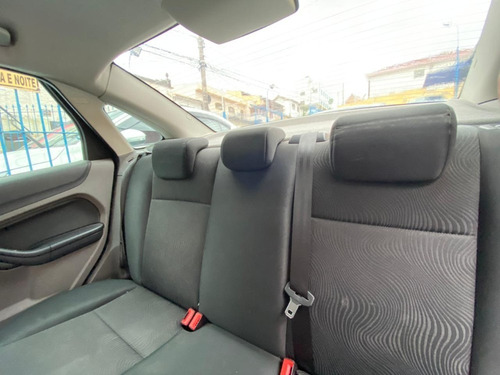 Ford Focus Sedan 1.6 Gl Flex!!! Super Oferta!!!