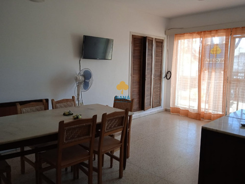 Alq. Temporada, Apartamento 3 Dormitorios, Zona Céntrica, A 250 Metros Del Mar - Atlántida Ap1