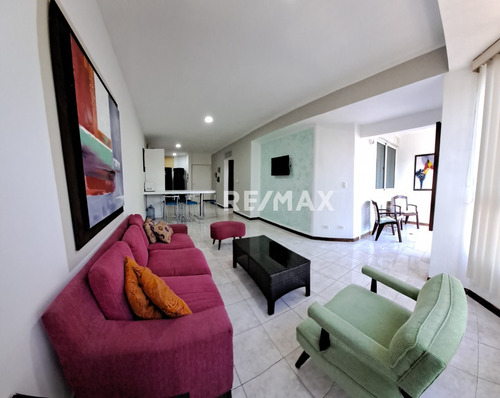 Imagen 3 de 14 de Apartamento En Maeneiro