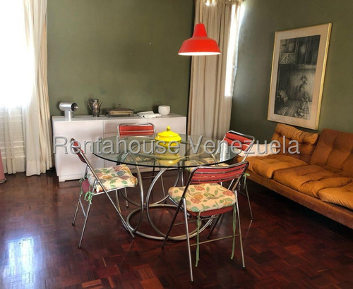 Ms: 25-16515 Se Vende Amplio Apartamento En Santa Rosa De Lima. A=123m2, 3h, 3b, 1p.
