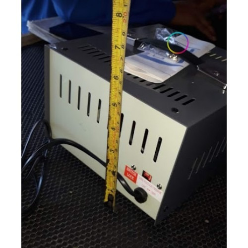 Imagen 2 de 3 de Estabilizador De Voltaje De 1 Kilo Watt