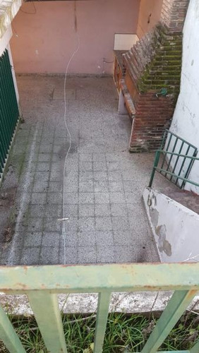 Casa 4 Ambientes Con Cocheras