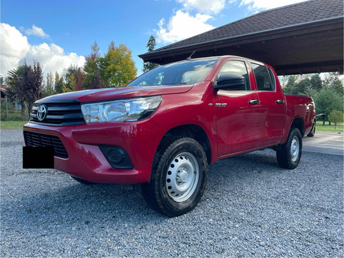 Toyota Hilux Dx 2.4