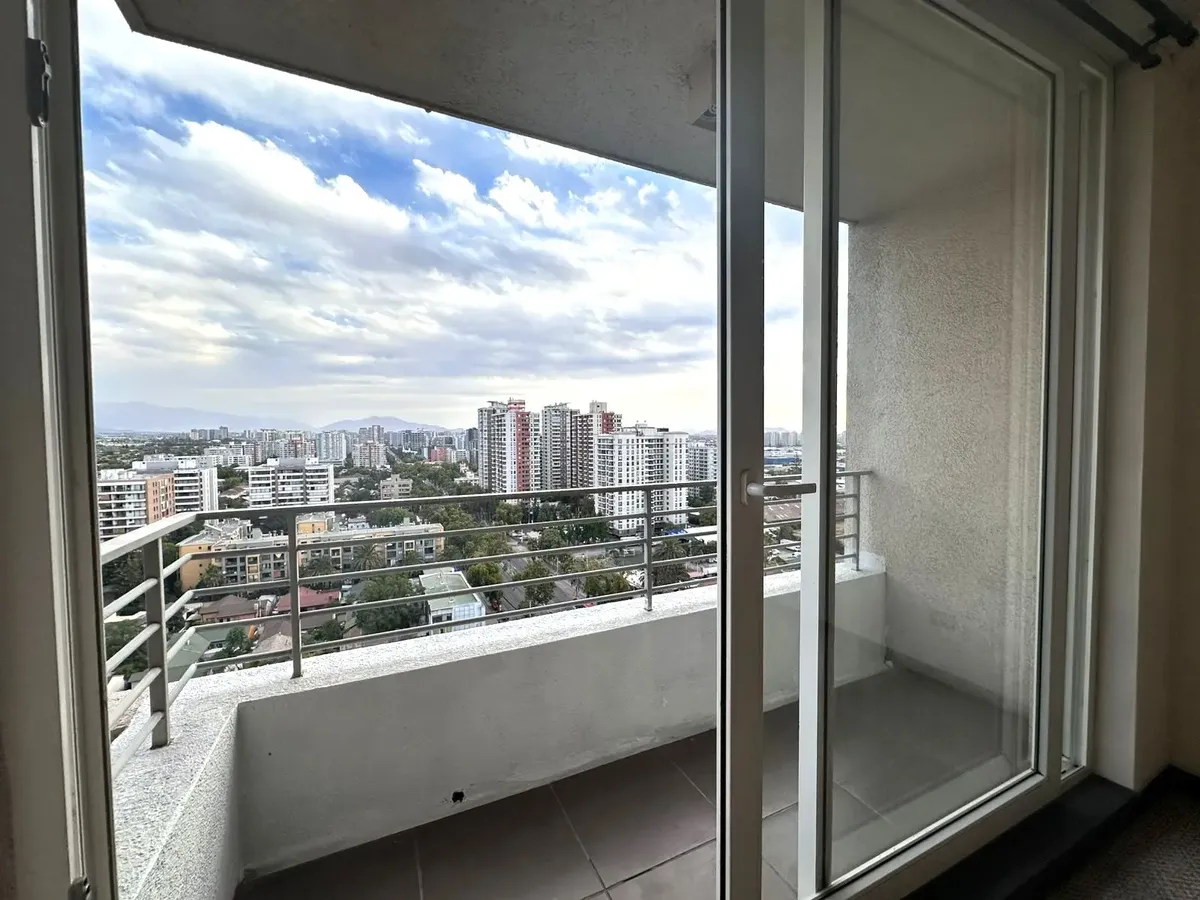 Imagen 2 de 20 de Vende Depto 2d 2b Y Estacionamiento Av Macul 2470