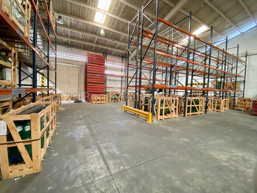 !!! Galpon En Venta Cuenta Con 2420 Mts2 Zona Industrial 2 Barquisimeto Tu Asesora Mehilyn Perez !!!