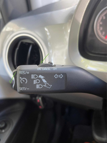 Volkswagen Up! 2018 1.0 High Up! 5 P