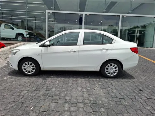 Chevrolet Aveo 1.5 Ls Mt
