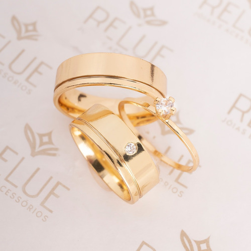 Imagem 2 de 10 de Par De Alianças Banhada A Ouro 18k 6mm Com Lateral Friso