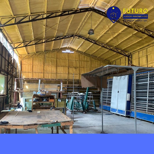 Se Arrienda Bodega En Pueblo Nuevo, Calle Centenario A Metro