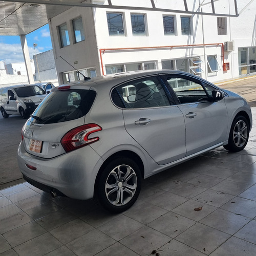 Imagen 4 de 15 de Peugeot 208 Feline 1.6 Pack Cuire | Usados Certificados |
