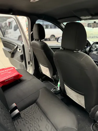 Renault Duster Oroch 2.0 Intens