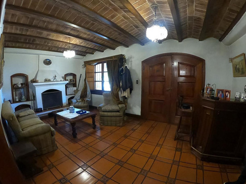 Imagen 3 de 30 de Casa Colonial - Ciudad Evita