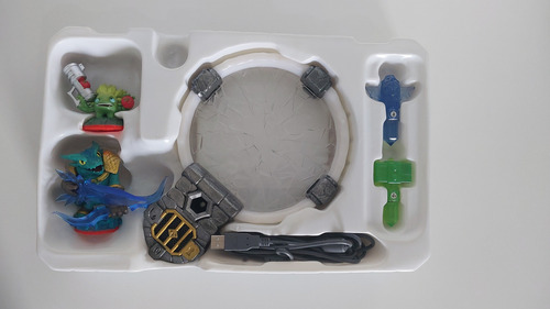 Jogo Ps4 Skylanders Trap Team (Usado)