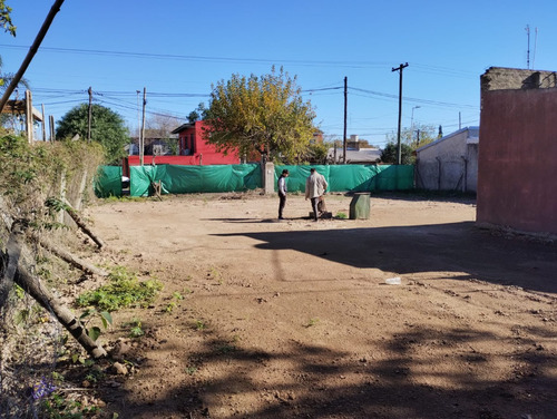 Dos Lotes De Terreno Forman 483m2 Con Zonificacion Industrial En Area De Promocion El Triangulo De Malvinas Argentinas, Acceso Sobre Asfalto, A 150m De Colectora Y A 300m De La Otra