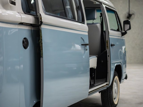 Volkswagen Kombi Kombi 1.4 LAST EDITION 8V FLEX 4P MANUAL