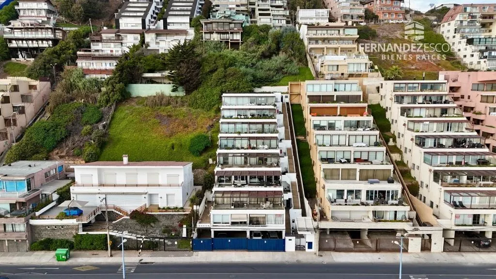 Imagen 2 de 19 de Reñaca - Vende Depto 2d 1b Frente A La Playa