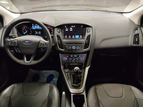 Ford Focus 4p 2.0l N Mt Se 2016 0km