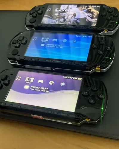 Sony Psp 2000 Com Defeito No Botão L | Parcelamento sem juros