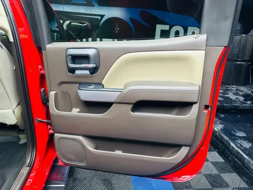 Chevrolet Silverado Doble Cabina Z71