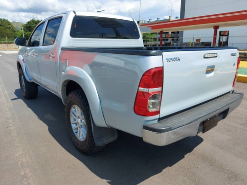 Imagen 3 de 17 de Toyota Hilux Kavak