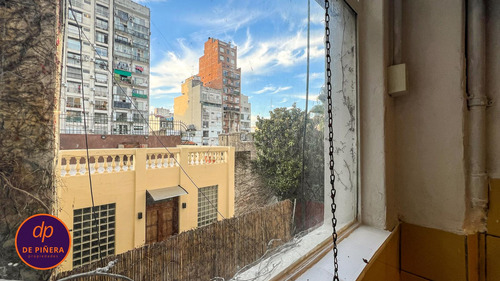 Cómodo Departamento De 2 Ambientes En San Telmo Semi-amoblado