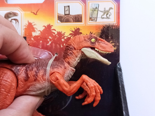 Velociraptor Dinosaurio Scape Jurassic World Figura Original