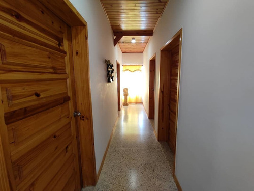 Imagen 11 de 14 de En Venta Lindo Townhouse En El Piñal El Limón, 04128676886